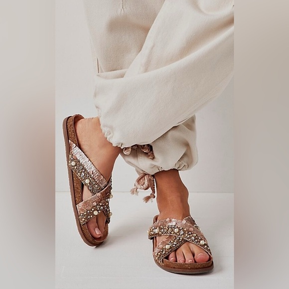 Free People MoonChild Embellished  Sandals Rose Gold Combo Size 40 (9.5/10) NWOT - Picture 1 of 7